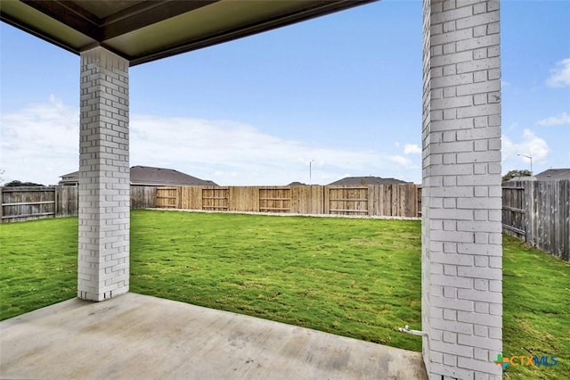 view of yard with a patio