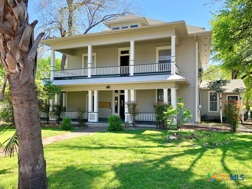 527 W San Antonio St, San Marcos, TX 78666 - photo 1