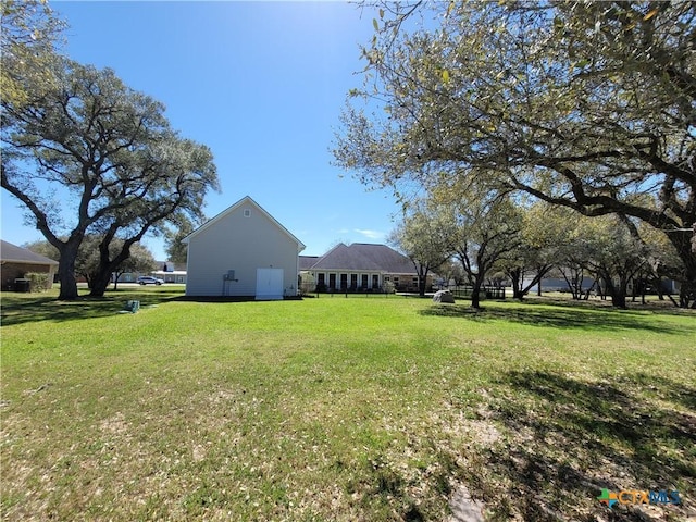 267 Oak View Dr, Inez, TX 77968 - view of grassy yard
