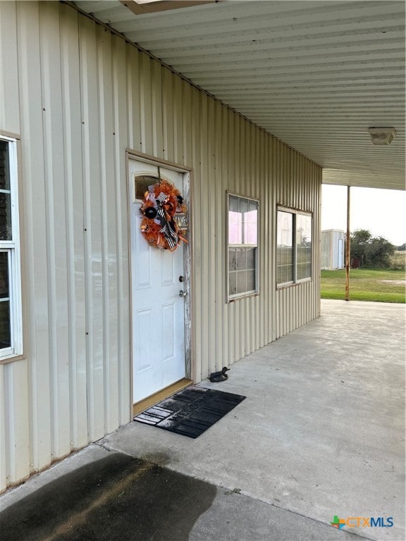 view of entrance to property