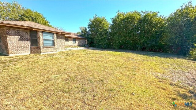 902 Holly St, Copperas Cove, TX 76522 - view of green lawn
