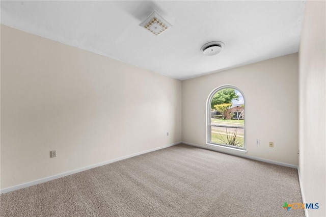 707 Dianne Dr, Copperas Cove, TX 76522 - unfurnished room featuring carpet flooring and baseboards