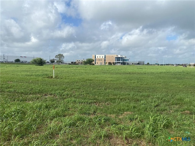 000 Lone Tree Rd, Victoria, TX 77901