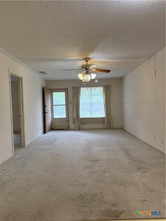 1051 Country Club Dr Unit 19, Seguin, TX 78155 - photo 4