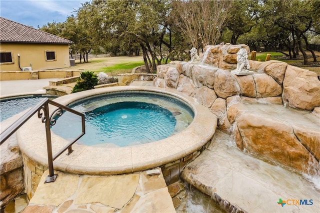 view of swimming pool