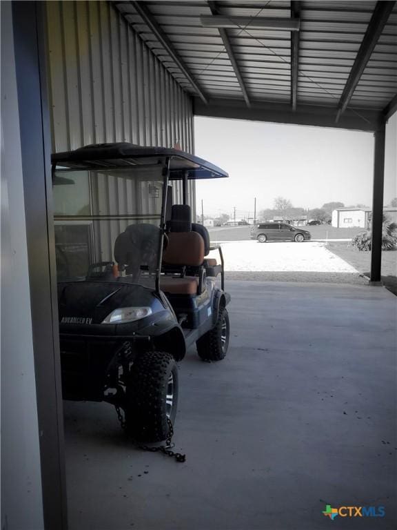 1211 W Houson Ave, Seadrift, TX 77983 - view of car parking