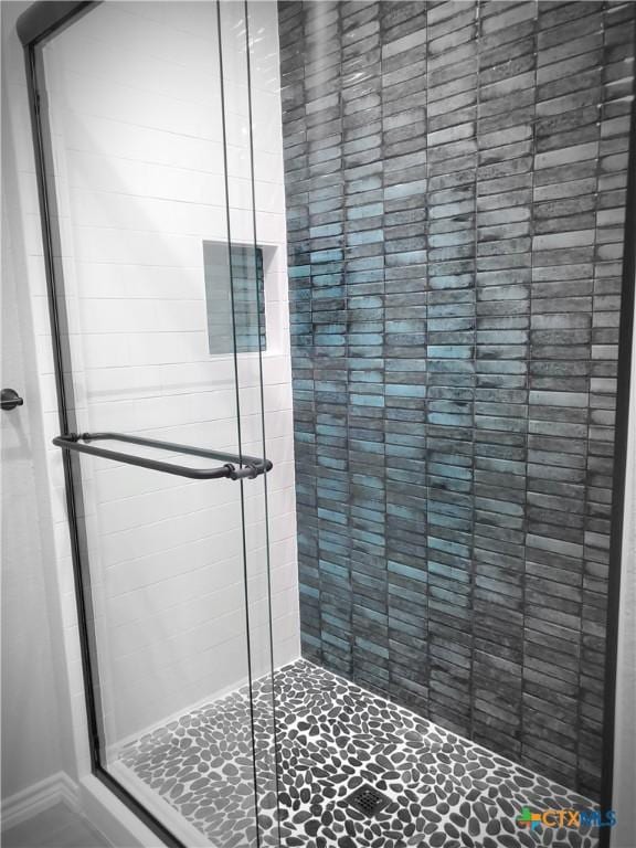 1211 W Houson Ave, Seadrift, TX 77983 - full bath featuring a shower stall