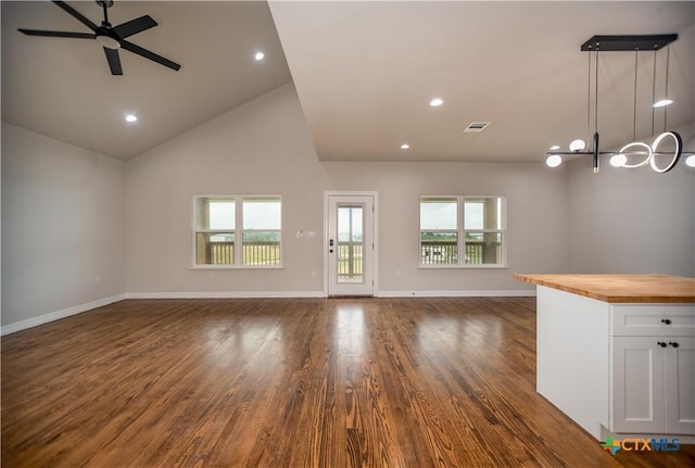 193 Powderhorn Ln, Port Lavaca, TX 77979 - unfurnished room with baseboards and wood finished floors