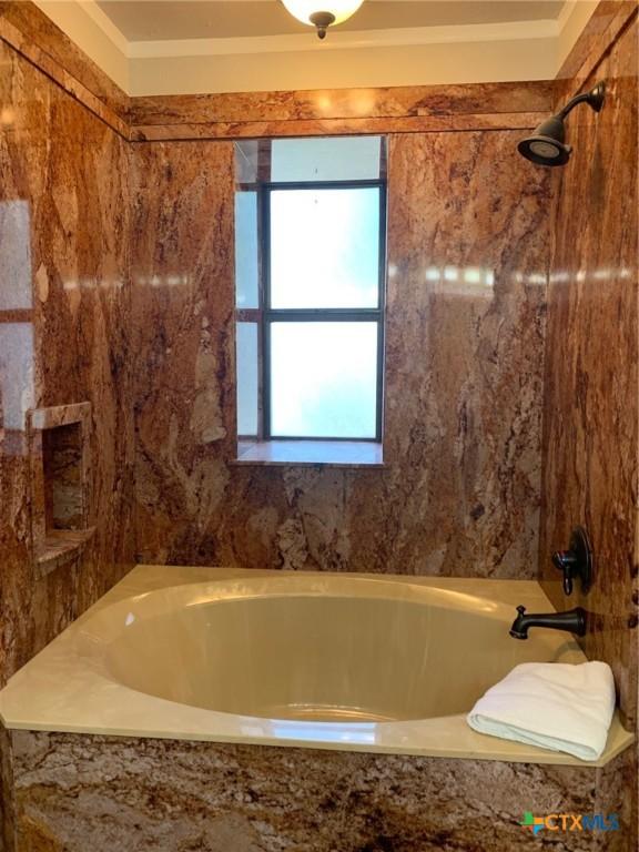 3002 Veterans Ave, Copperas Cove, TX 76522 - full bathroom with ornamental molding