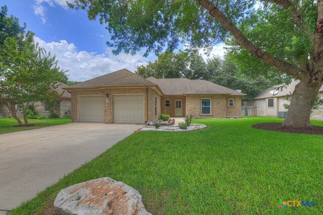 324 Raven Rdg, New Braunfels, TX 78130 - photo 1