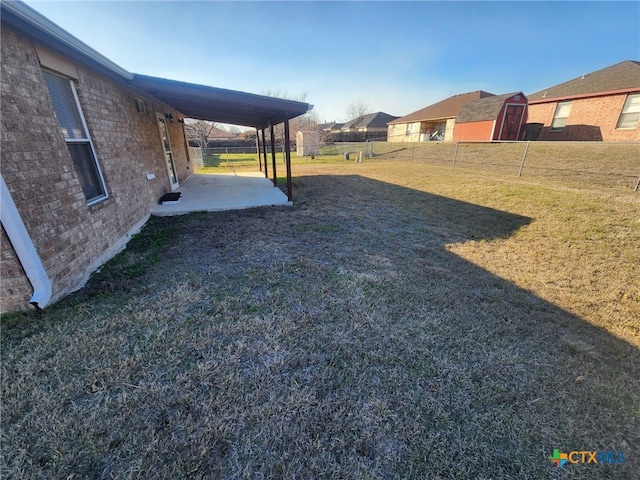 view of yard featuring a patio