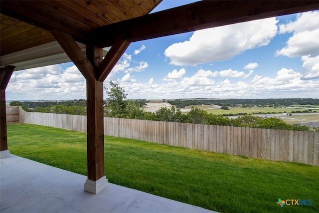 view of yard featuring a patio area