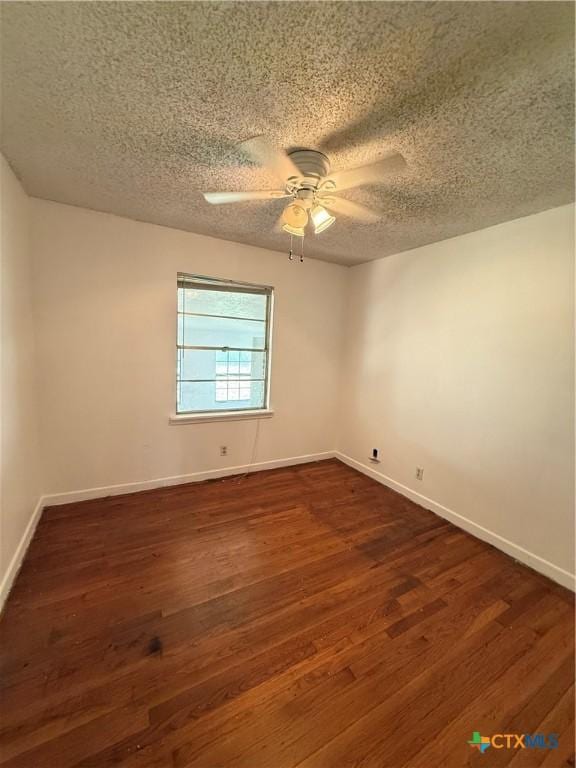 2310 Terrace Dr, Killeen, TX 76543 - spare room with wood finished floors, a textured ceiling, a ceiling fan, and baseboards