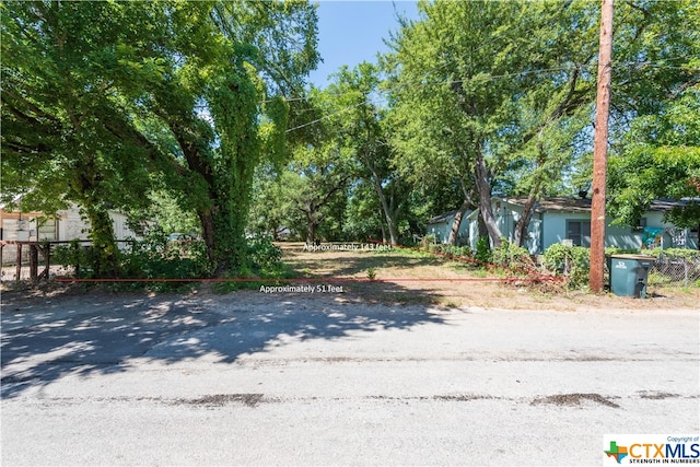 1110 E Crockett St, Luling TX, 78648 land for sale