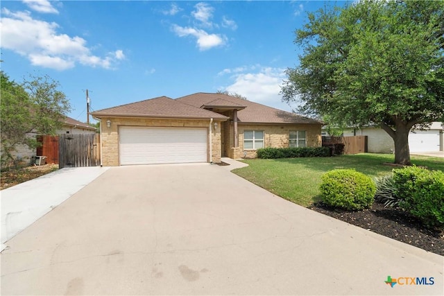 208 Firestone Dr, Marble Falls, TX 78654 - photo 1