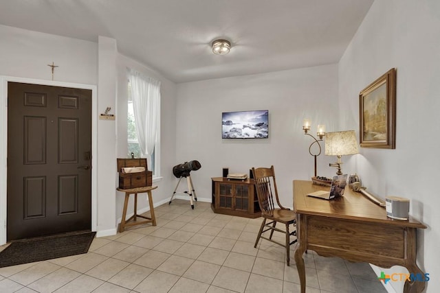 471 Copper Hill Dr, New Braunfels, TX 78130 - entryway with baseboards and light tile patterned floors