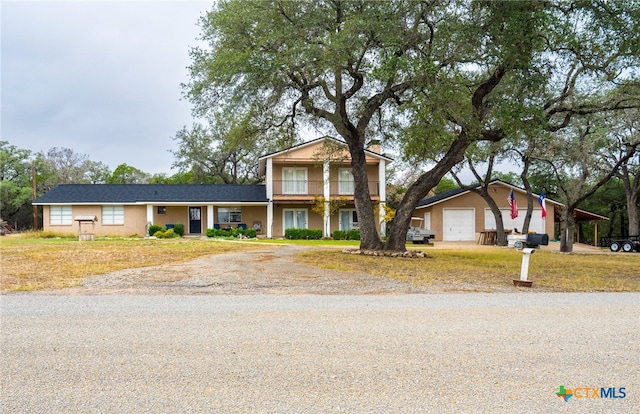 view of front facade with a garage