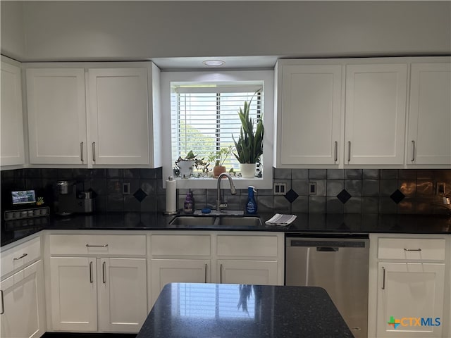 501 Carabajal Rd, Seadrift, TX 77983 - photo 12