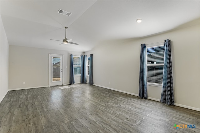 unfurnished room featuring wood-type flooring and ceiling fan