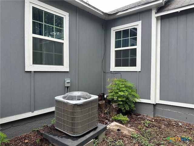 2110 Saunders St, Gatesville, TX 76528 - exterior view of central AC unit