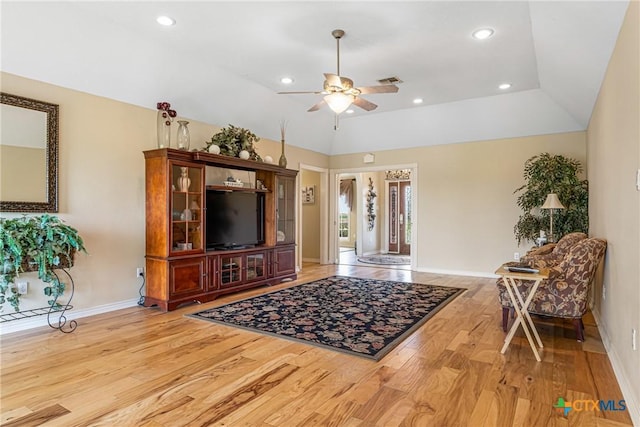 444 E Maxwell Ditch Rd, Port Lavaca, TX 77979 - living area with ceiling fan, light wood-style flooring, and recessed lighting