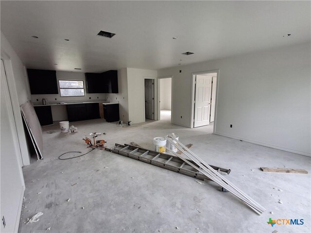 1617 E Miller St, Belton, TX 76513 - view of unfurnished living room