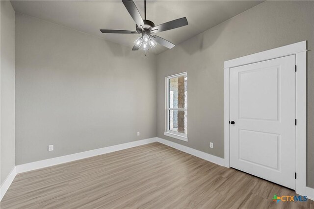 101 Dana Point Rd, Lorena, TX 76655 - unfurnished bedroom featuring light wood finished floors, baseboards, and ceiling fan