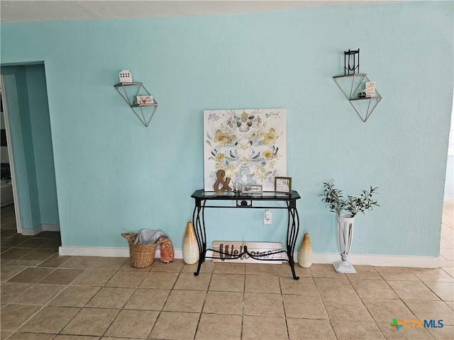 703 Atkinson Ave, Killeen, TX 76541 - detailed view of baseboards