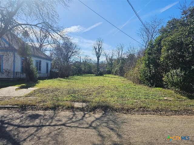 1126 N 11th St, Waco, TX 76707 - photo 2