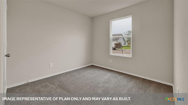 view of carpeted spare room