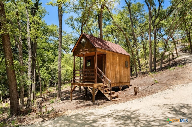 view of outdoor structure