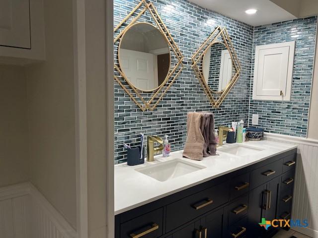 bathroom featuring vanity