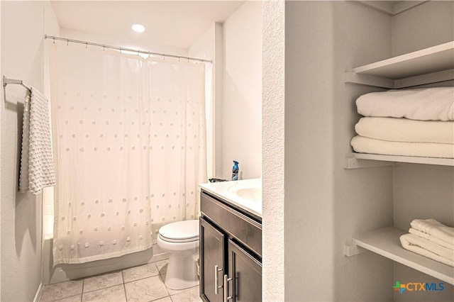 4001 Arafel Ln, Killeen, TX 76542 - bathroom featuring toilet and vanity