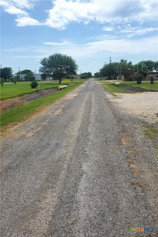 1304 W Dallas Ave, Seadrift, TX 77983
