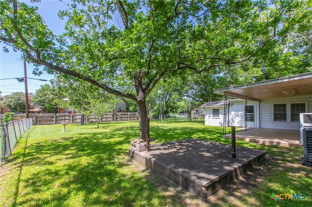 807 E 12th Ave, Belton, TX 76513 - view of fenced backyard