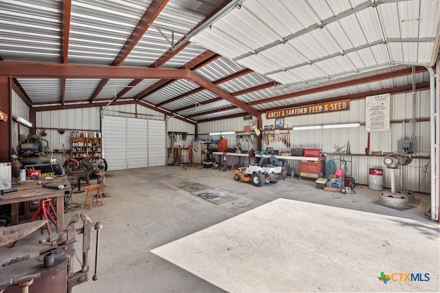 1100 Appalachian Trl, San Marcos, TX 78666 - garage with a workshop area