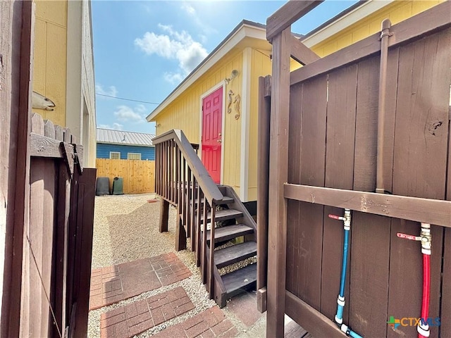 604 N 14th St, Port Oconnor, TX 77982 - view of stairs