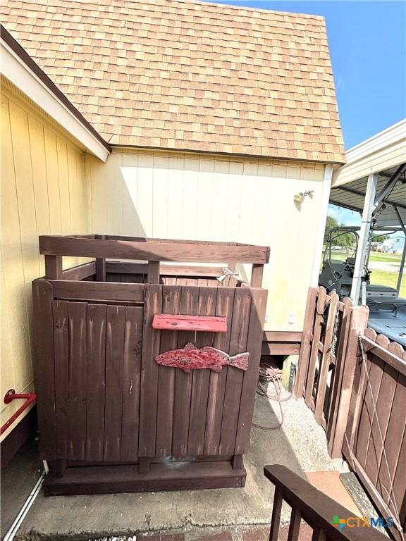 604 N 14th St, Port Oconnor, TX 77982 - view of wooden deck