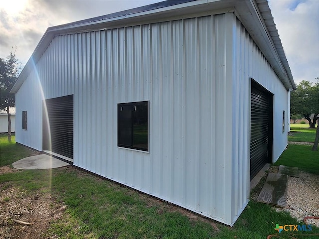 102 County Road 180, Leander, TX 78641 - view of side of property featuring a garage