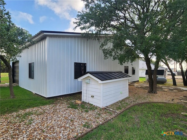 102 County Road 180, Leander, TX 78641 - view of outbuilding