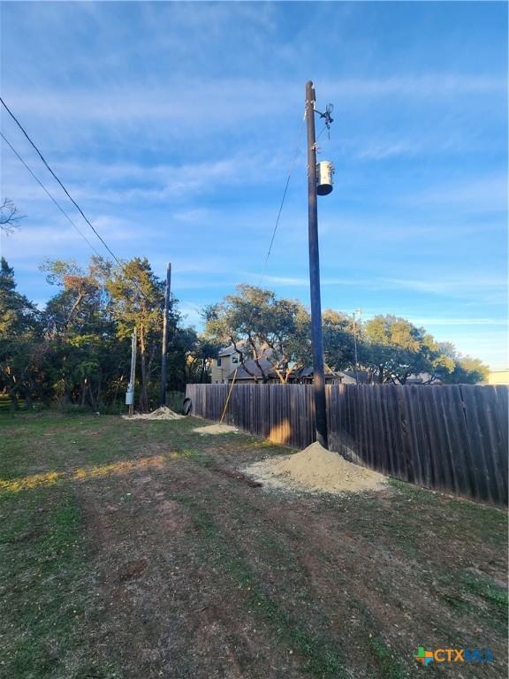 102 County Road 180, Leander, TX 78641 - view of yard