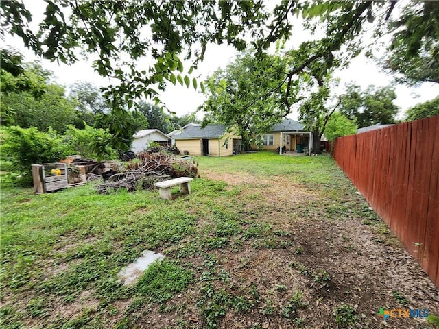 622 E Cedar St, Seguin, TX 78155 - photo 23