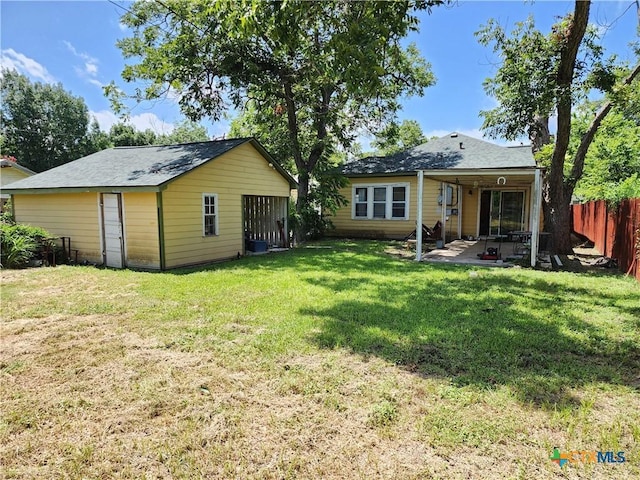 622 E Cedar St, Seguin, TX 78155 - photo 20