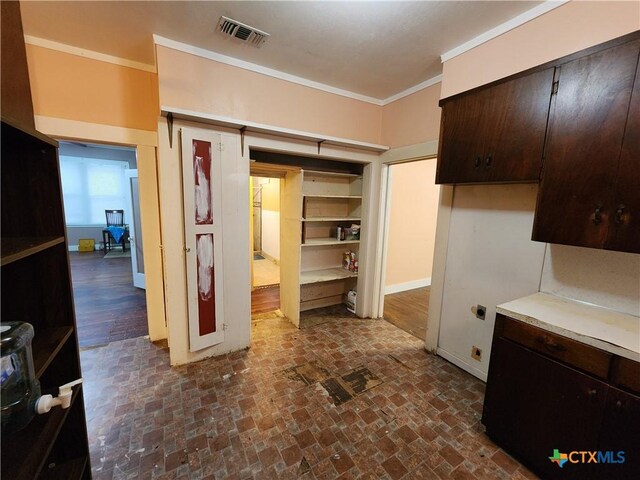 622 E Cedar St, Seguin, TX 78155 - photo 15
