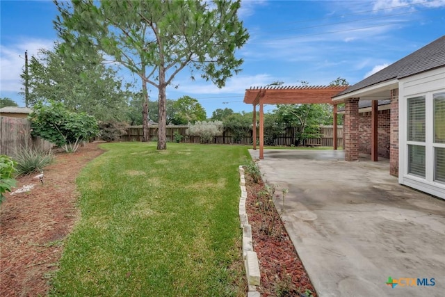 106 Hamlet Ct, Victoria, TX 77901 - fenced backyard featuring a pergola and a patio area