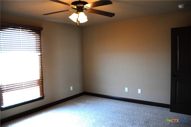 empty room with ceiling fan