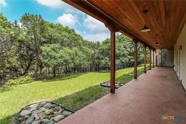 view of yard with a patio