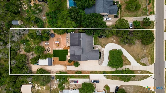 810 Pinnacle Pkwy, New Braunfels, TX 78132 - aerial view of property and surrounding area featuring property parcel outlined