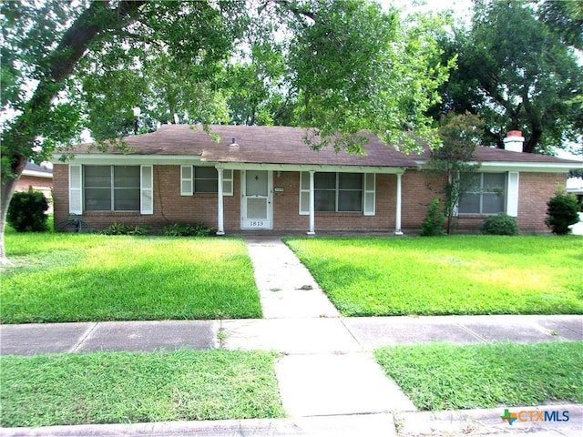 1819 San Jacinto Ave, Victoria, TX 77901 - photo 1