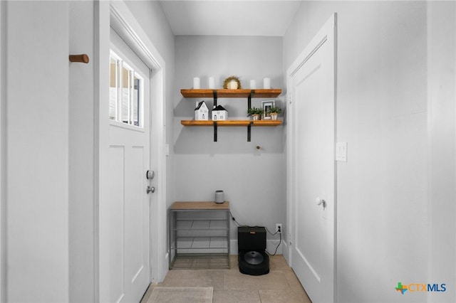 104 E Stayton Ave, Victoria, TX 77901 - interior space featuring light tile patterned flooring